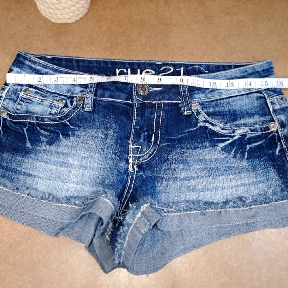 RUE21 blue jeans shorts, size7/8